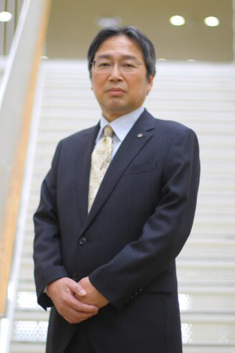 新潟大学長 牛木 辰男